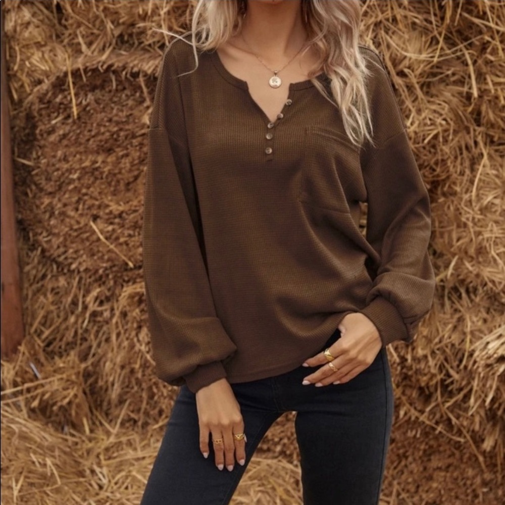 Kara and Kate Brown Top with Notched Collar and Front Pocket- M & XL - Picture 4 of 6